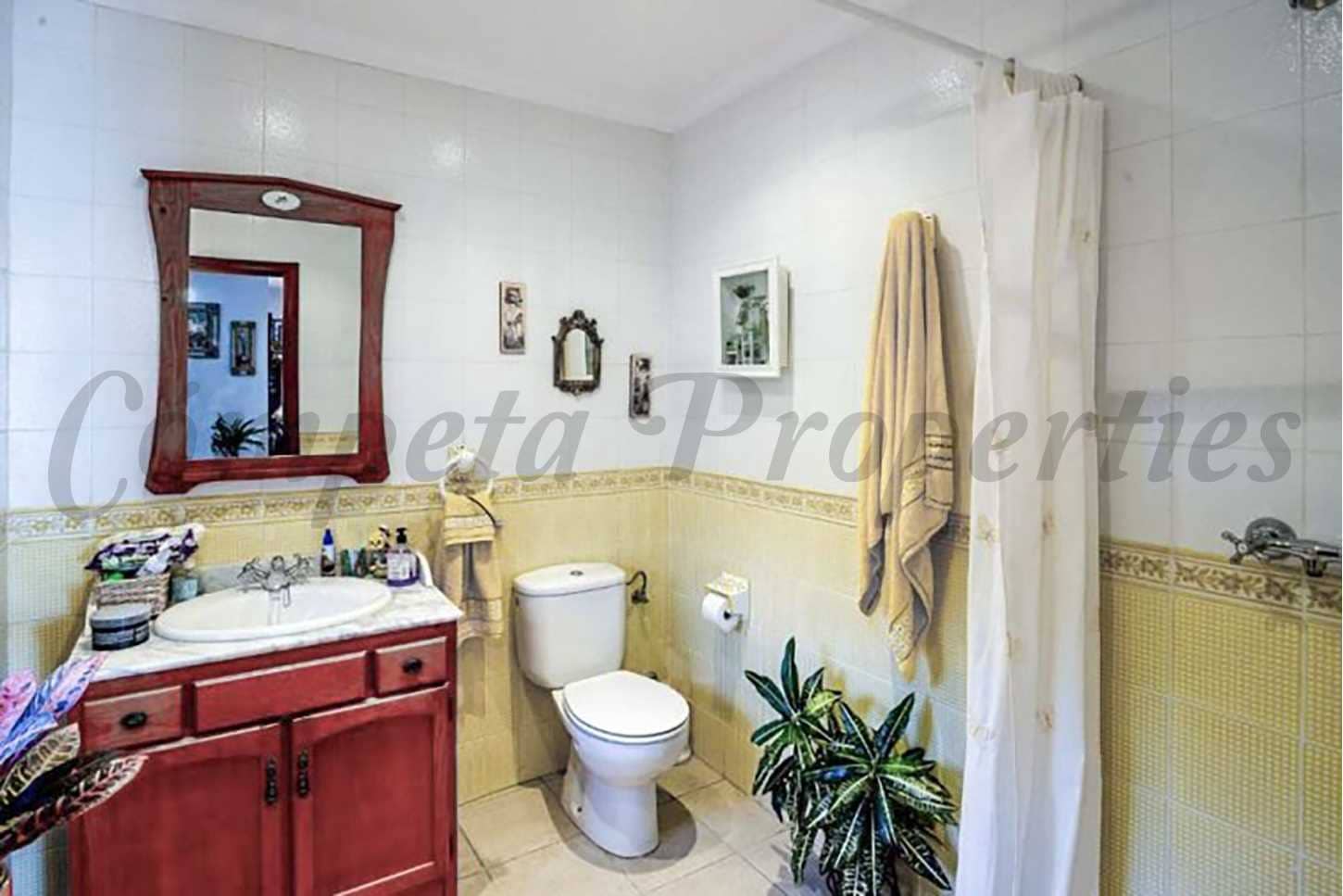 4 soveværelse Finca/Landehus til leje i Nerja med swimmingpool - € 2.100 (Ref: 8643883)