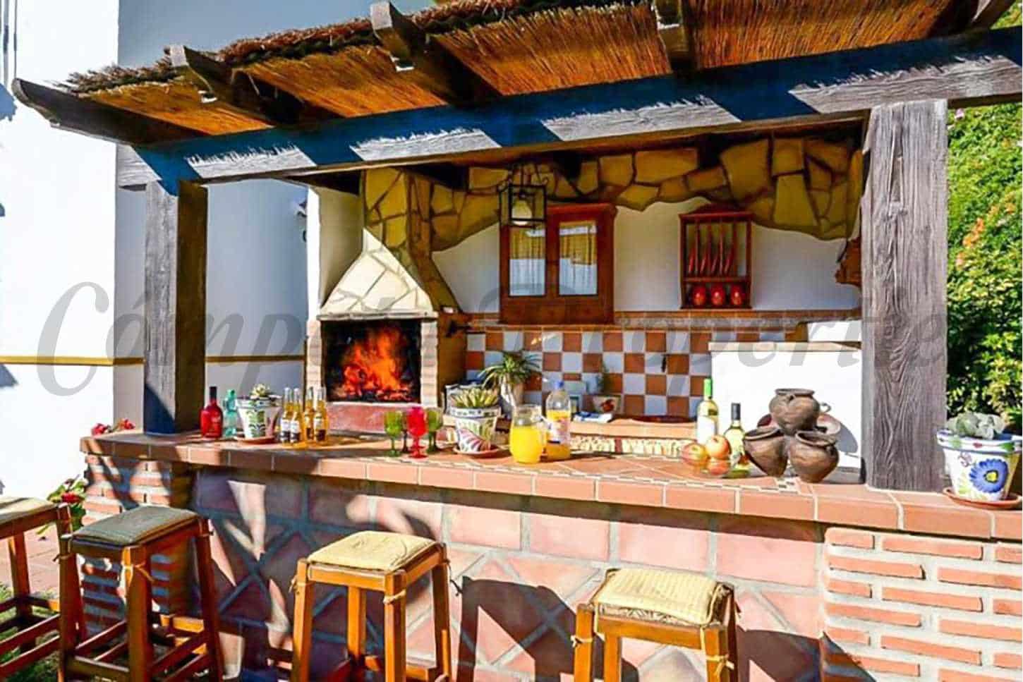 4 soveværelse Finca/Landehus til leje i Nerja med swimmingpool - € 2.100 (Ref: 8643883)