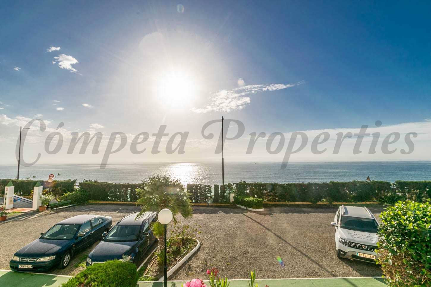 3 chambre Appartement à vendre à Torrox-Costa avec piscine garage - 285 000 € (Ref: 8653836)