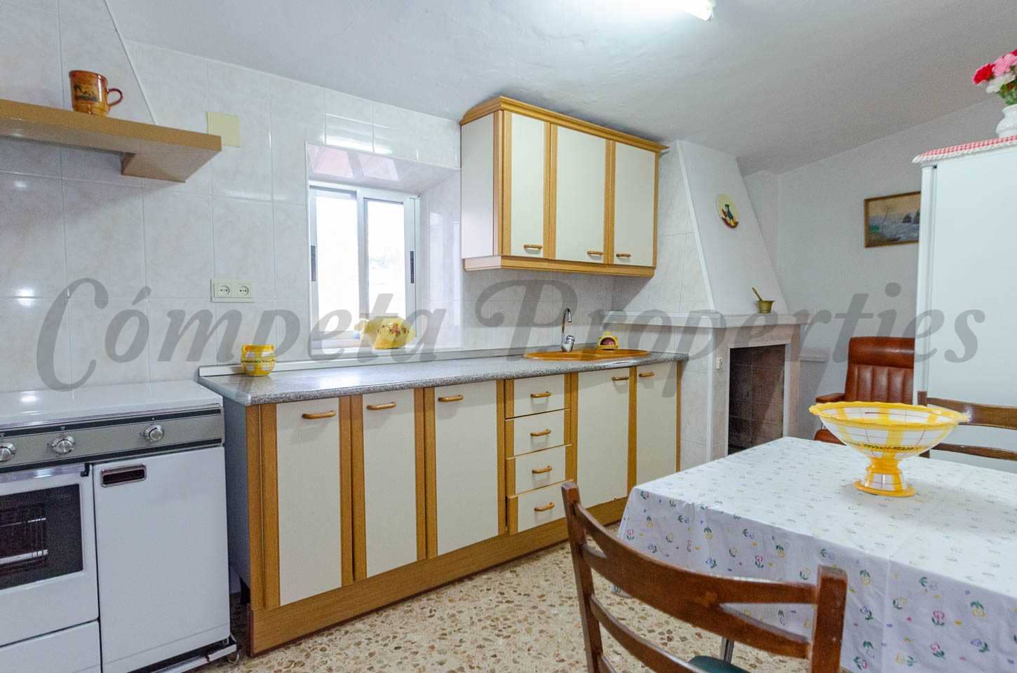 3 soveværelse Byhus til salg i Canillas de Albaida - € 159.000 (Ref: 8657952)