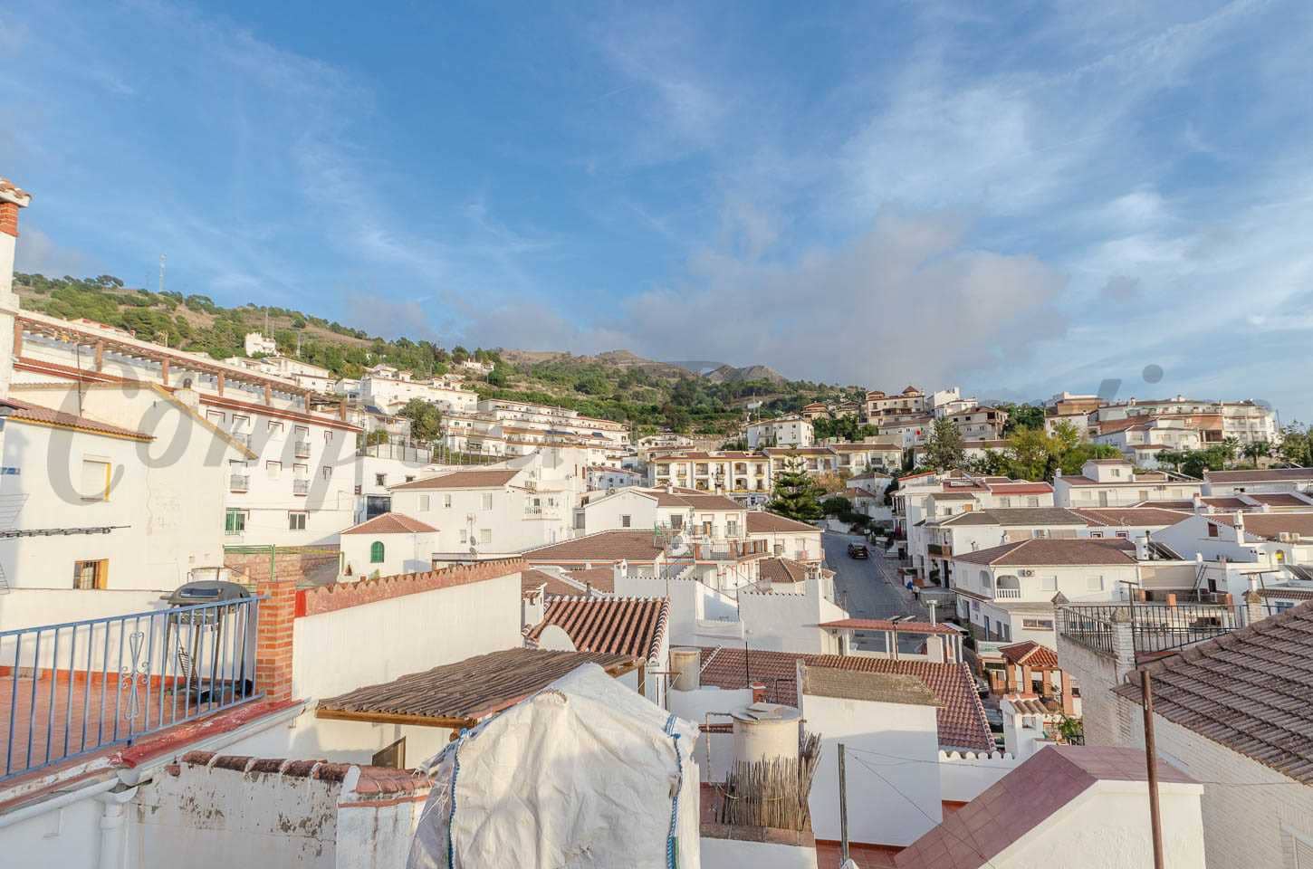 3 soveværelse Byhus til salg i Canillas de Albaida - € 159.000 (Ref: 8657952)