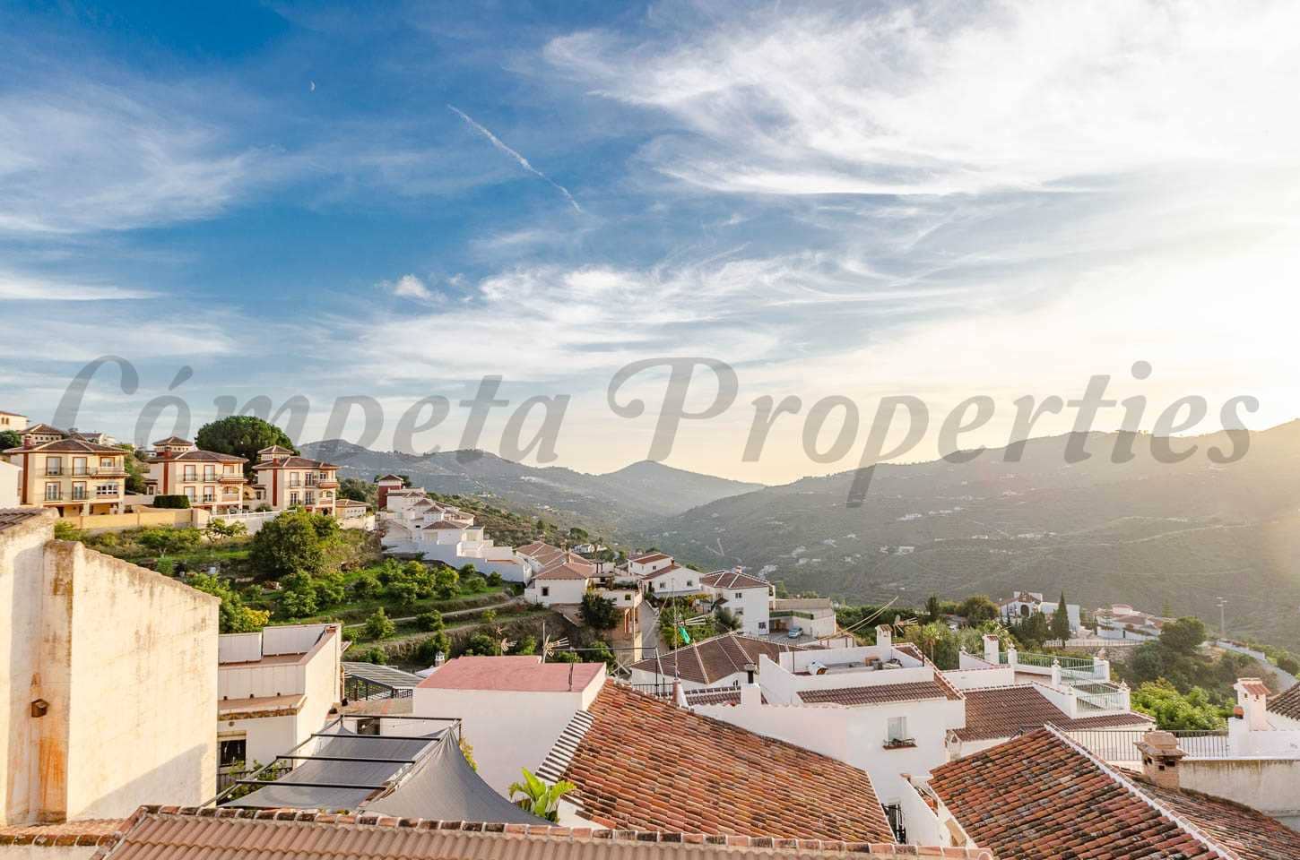 3 soveværelse Byhus til salg i Canillas de Albaida - € 159.000 (Ref: 8657952)