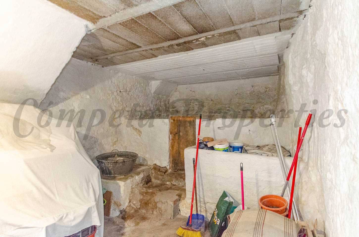 3 soveværelse Byhus til salg i Canillas de Albaida - € 159.000 (Ref: 8657952)