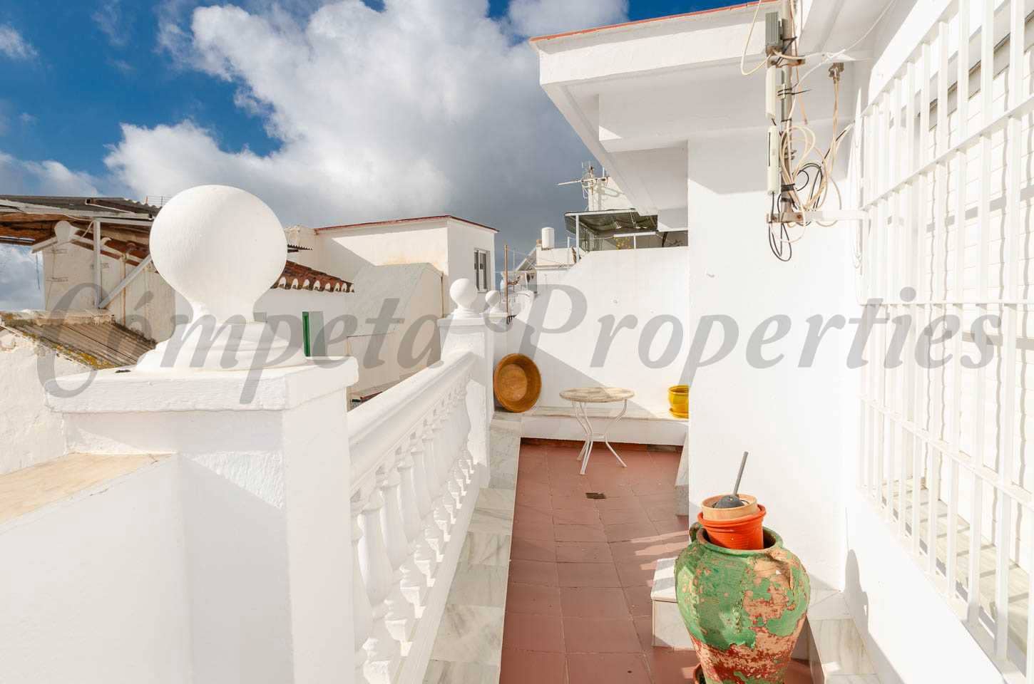 4 soveværelse Byhus til salg i Competa - € 299.000 (Ref: 8668796)