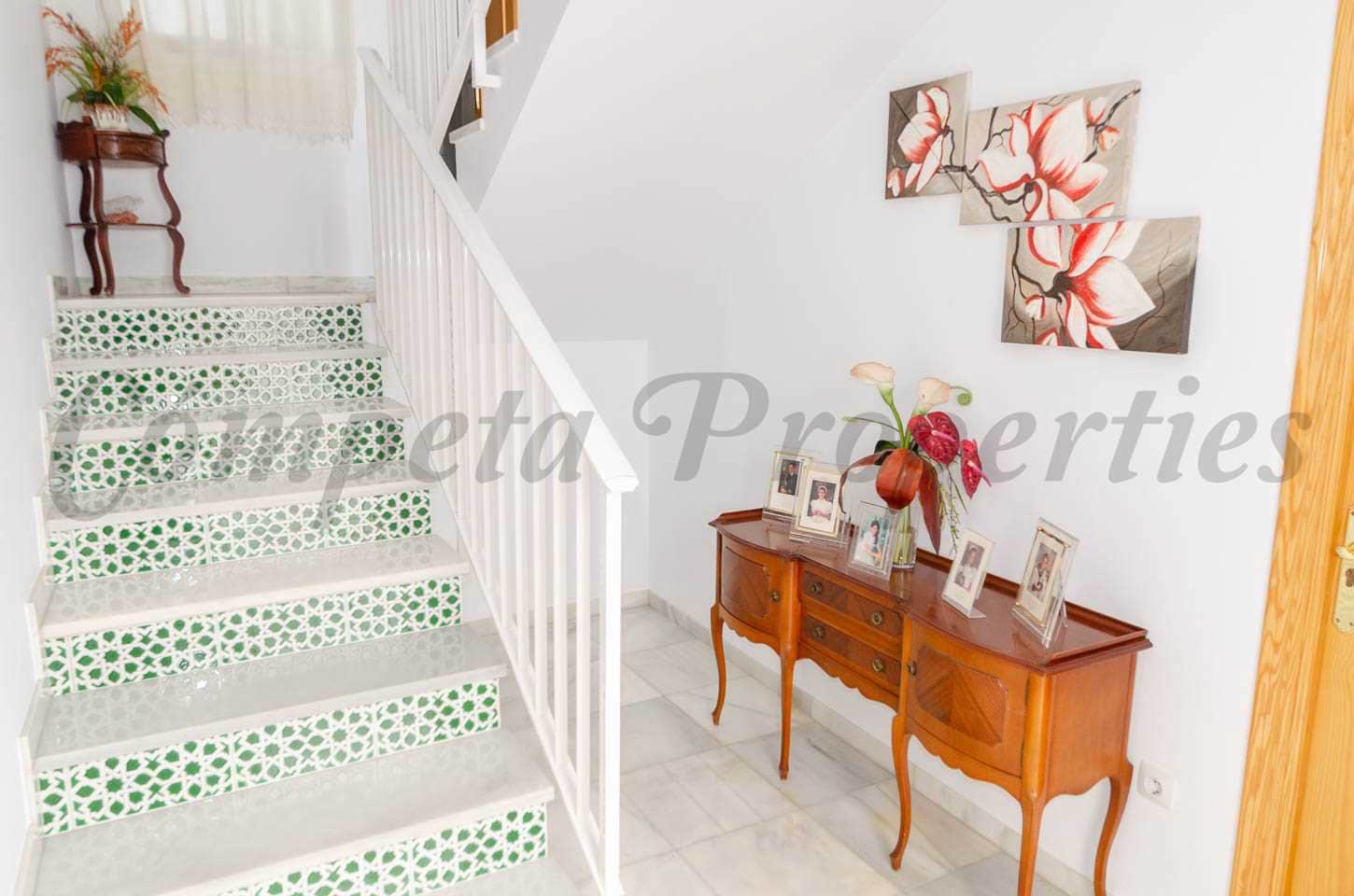 4 soveværelse Byhus til salg i Competa - € 299.000 (Ref: 8668796)