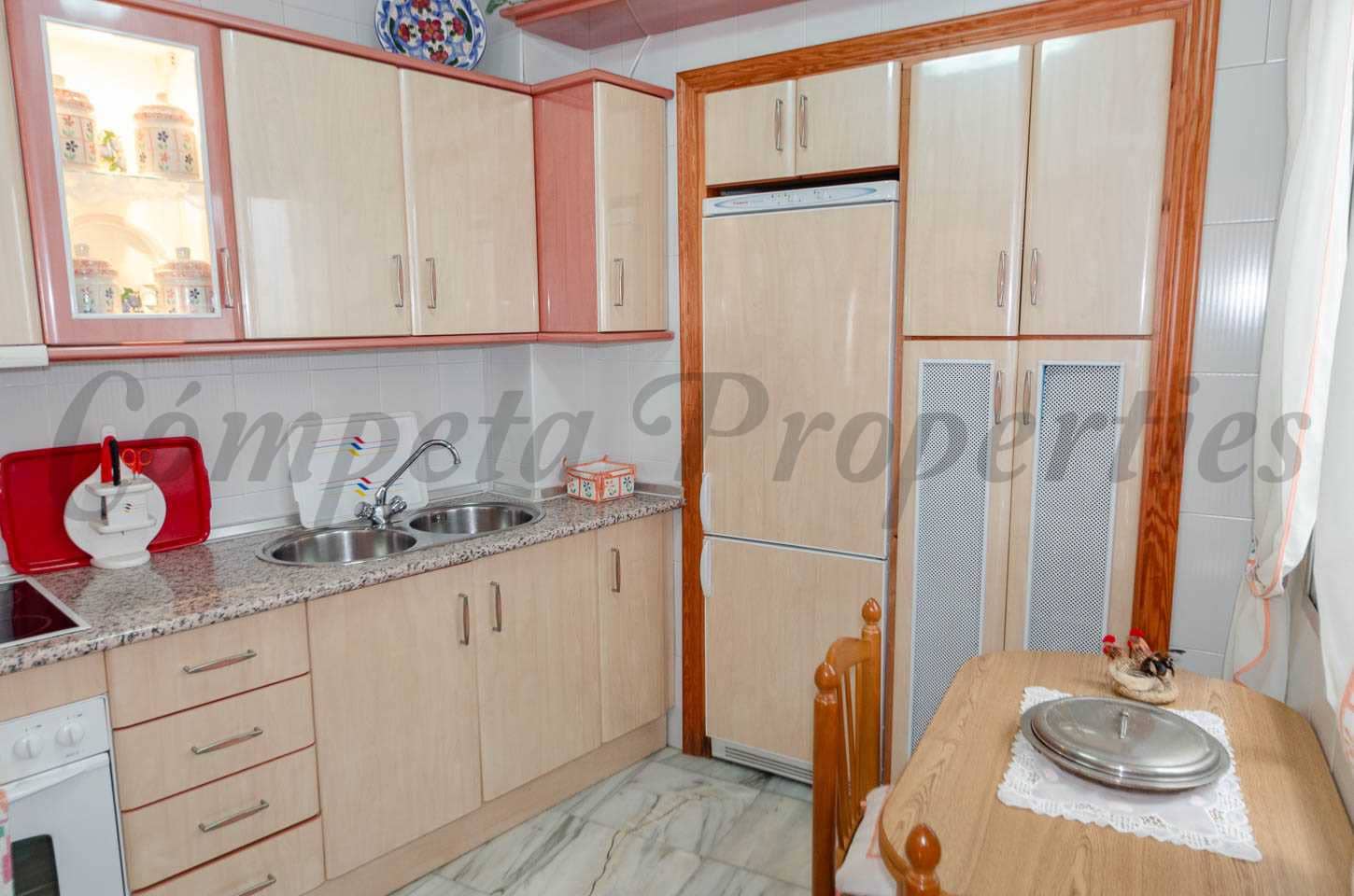 4 soveværelse Byhus til salg i Competa - € 299.000 (Ref: 8668796)