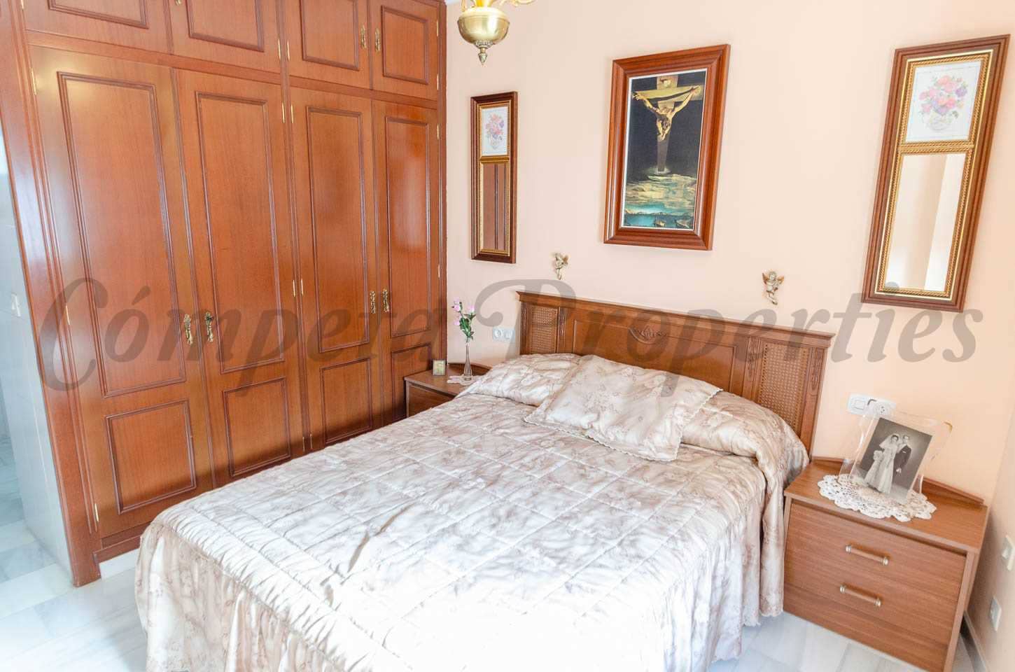 4 soveværelse Byhus til salg i Competa - € 299.000 (Ref: 8668796)