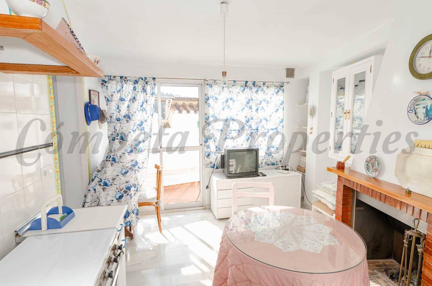 4 soveværelse Byhus til salg i Competa - € 299.000 (Ref: 8668796)