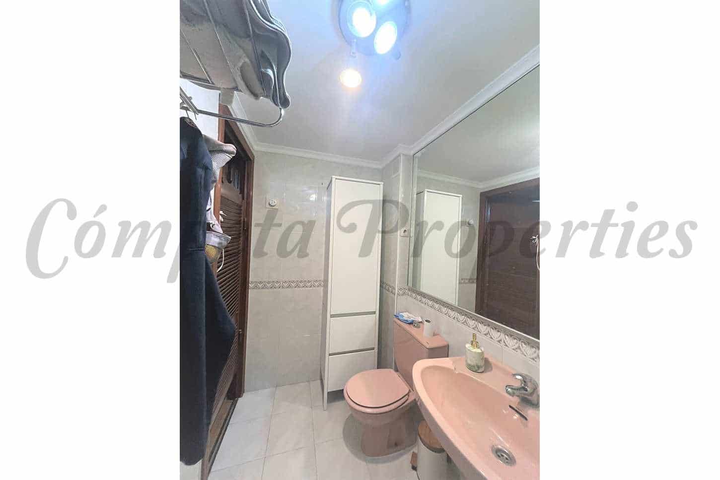 2 soveværelse Lejlighed til salg i Malaga by med garage - € 450.000 (Ref: 8669170)