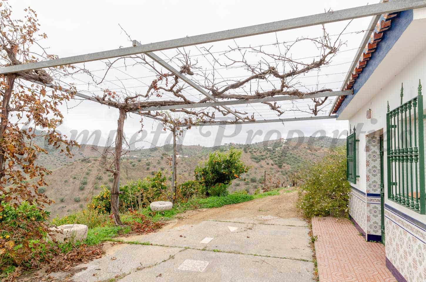 Rakentamaton maa myytävänä paikassa Sayalonga - 160 000 € (Ref: 8691689)