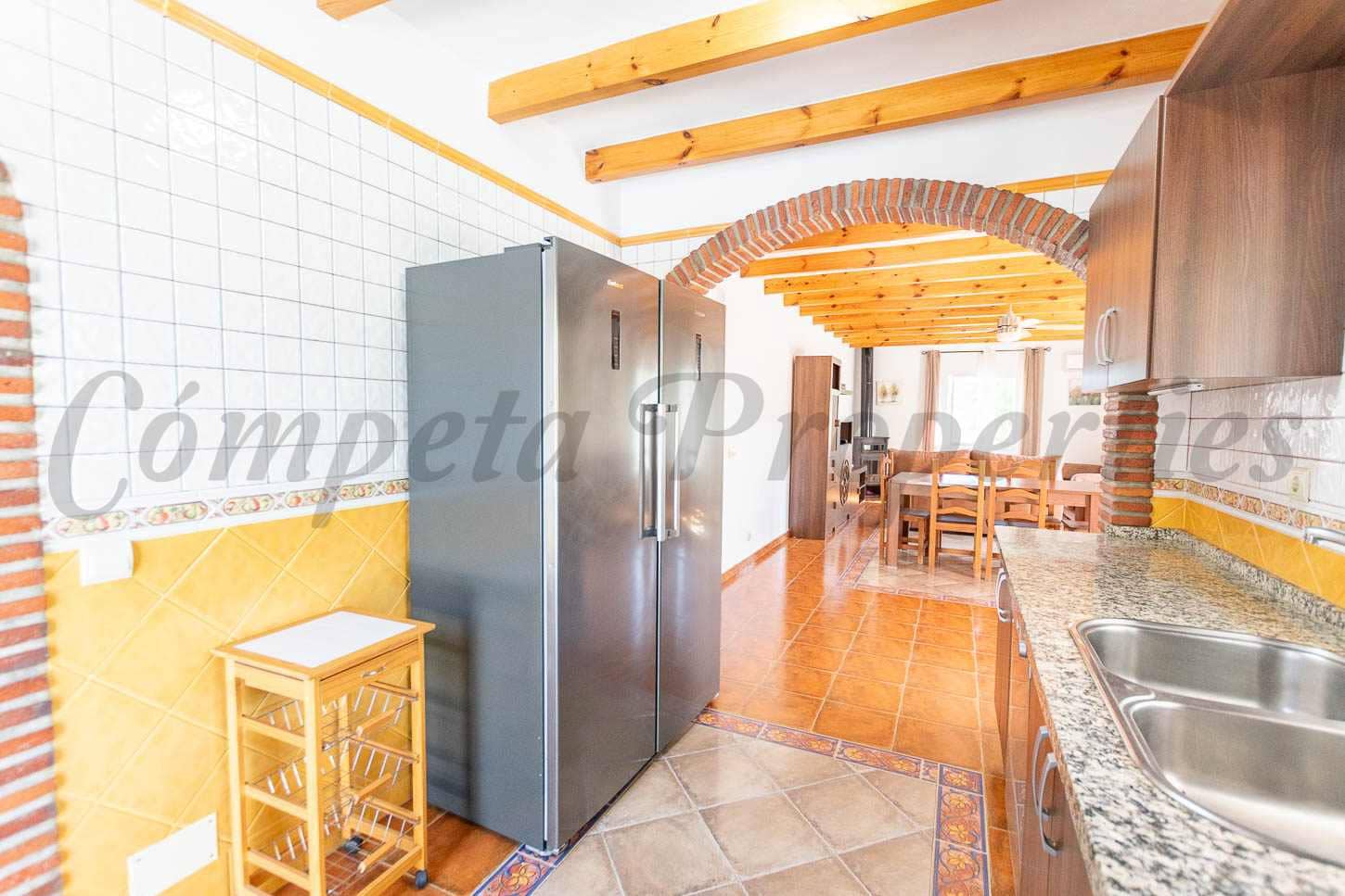 3 Zimmer Villa zu vermieten in Canillas de Albaida mit Pool - 1.700 € (Ref: 8718190)