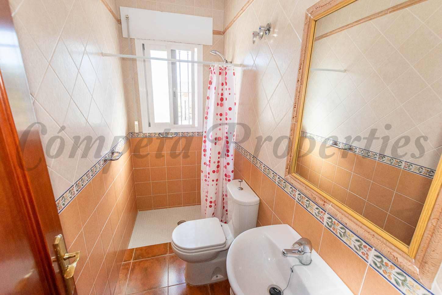 3 Zimmer Villa zu vermieten in Canillas de Albaida mit Pool - 1.700 € (Ref: 8718190)