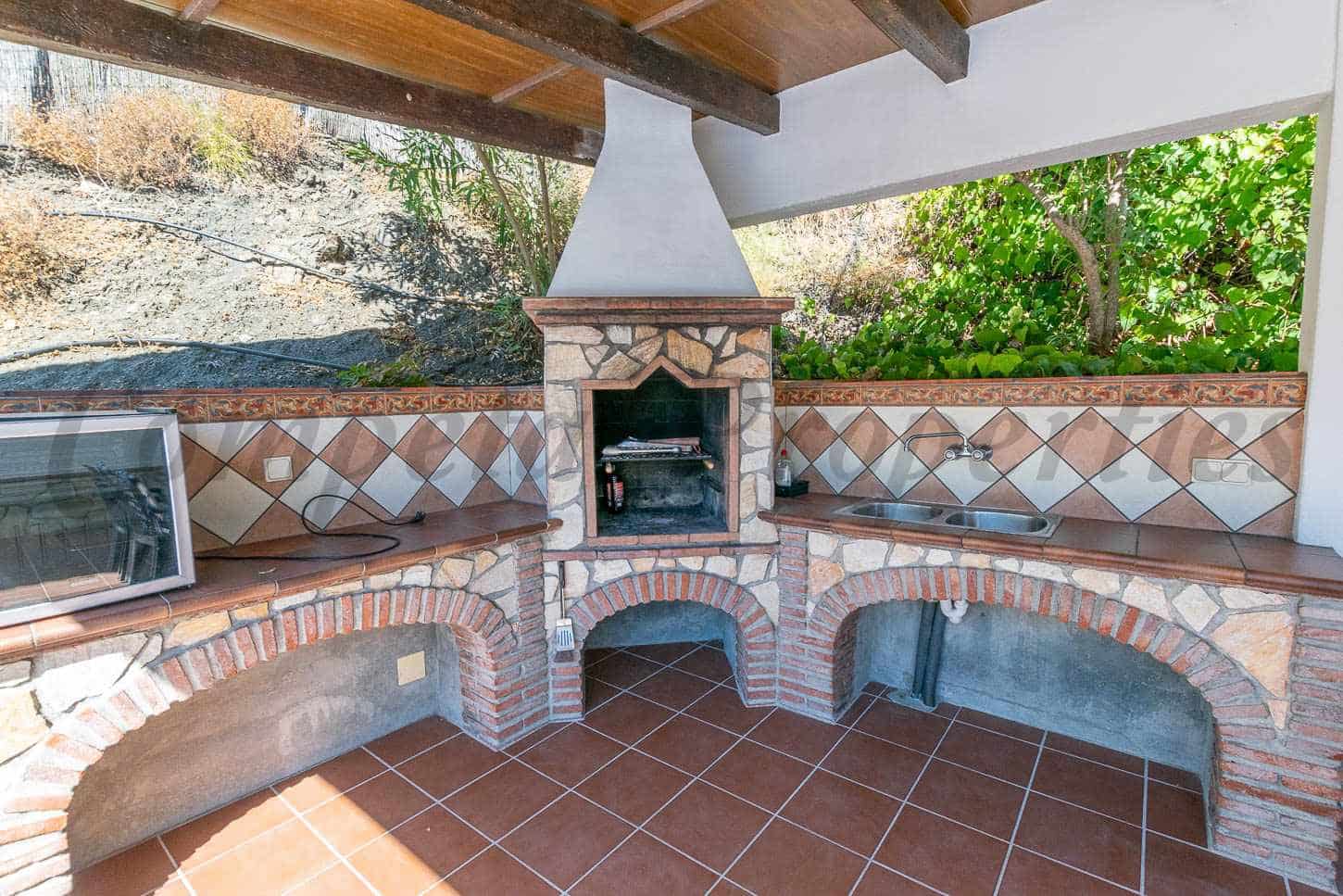 3 Zimmer Villa zu vermieten in Canillas de Albaida mit Pool - 1.700 € (Ref: 8718190)