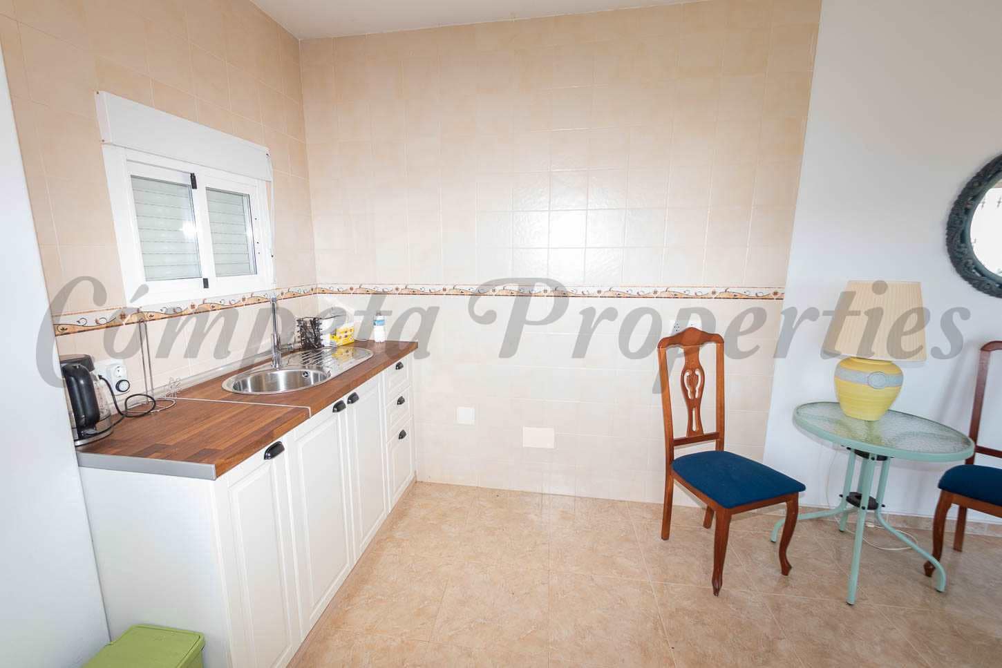4 sypialnia Finka/Dom wiejski na sprzedaż w Torrox z basenem garażem - 425 000 € (Ref: 8741896)