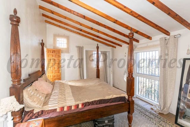 2 soveværelse Villa til salg i Sedella med swimmingpool - € 250.000 (Ref: 8742640)