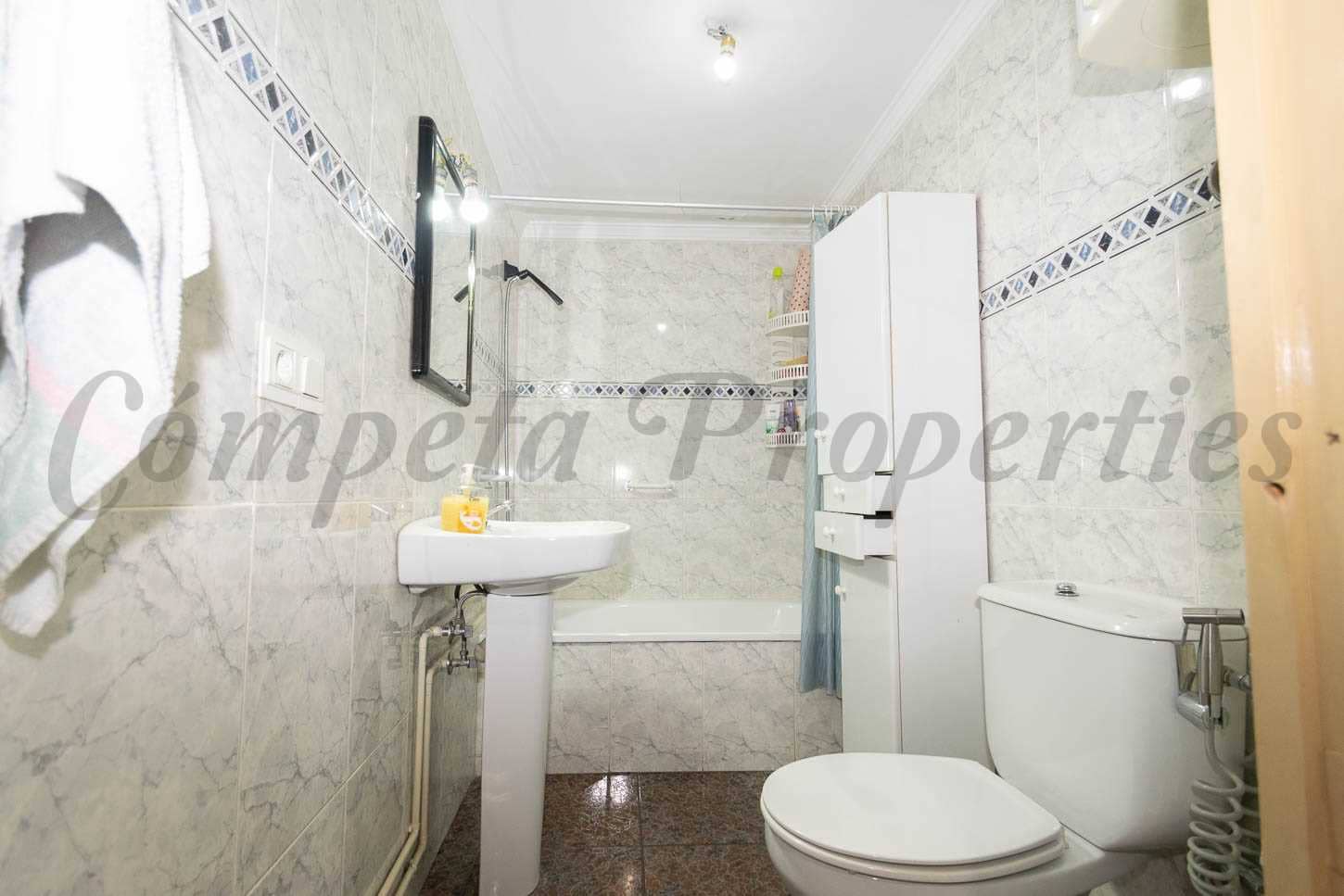 2 sypialnia Dom na sprzedaż w Torrox - 77 500 € (Ref: 8744701)