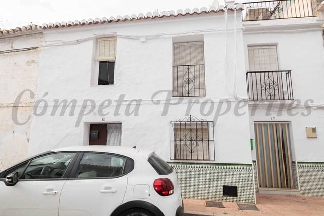 2 slaapkamer Huis te koop in Torrox - € 77.500 (Ref: 8744701)