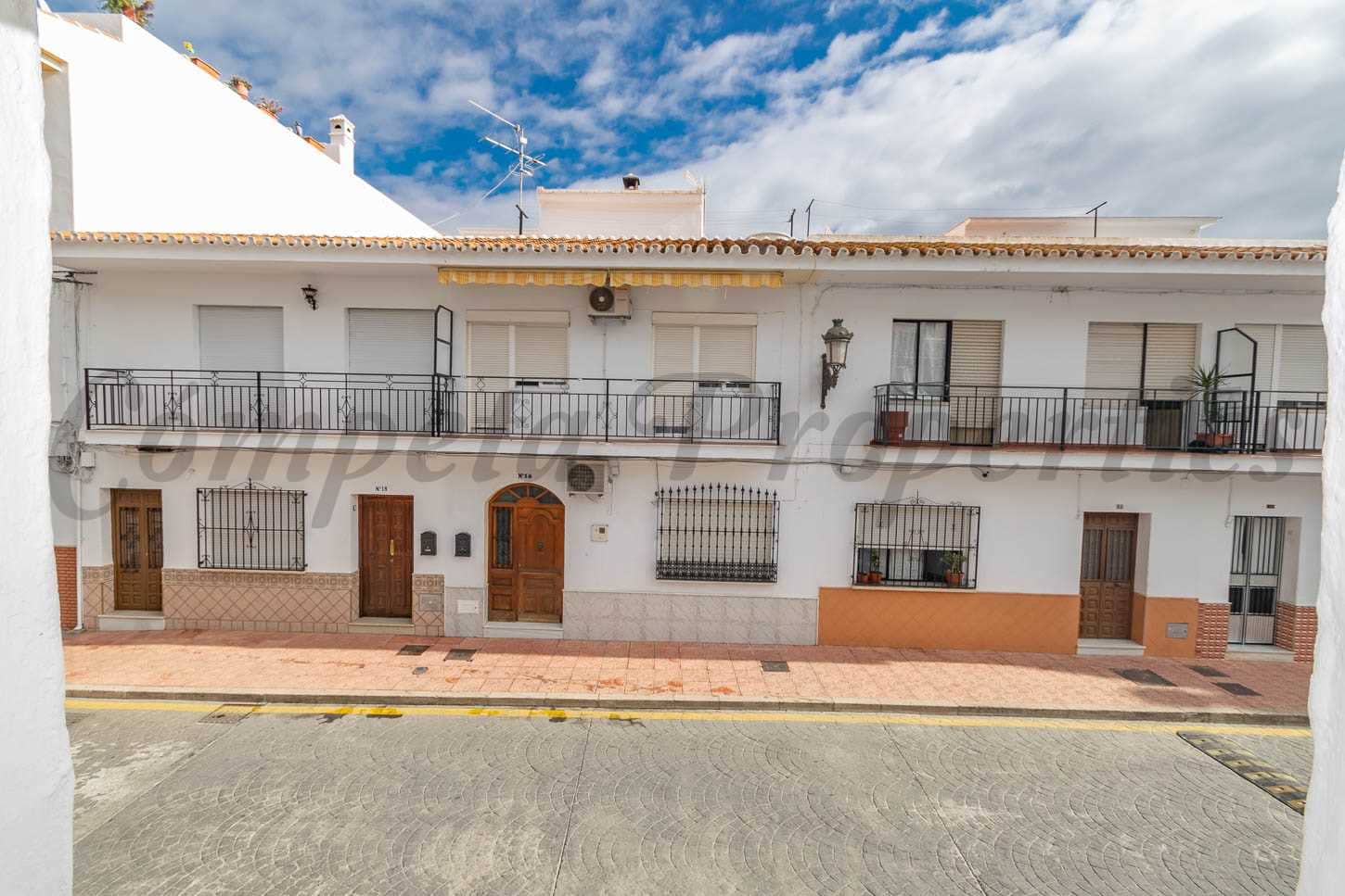 2 sypialnia Dom na sprzedaż w Torrox - 77 500 € (Ref: 8744701)