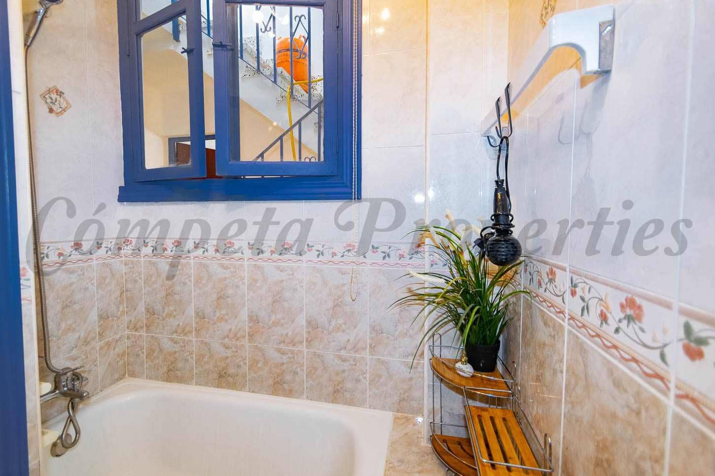 1 slaapkamer Huis te koop in Torrox - € 155.000 (Ref: 8774423)