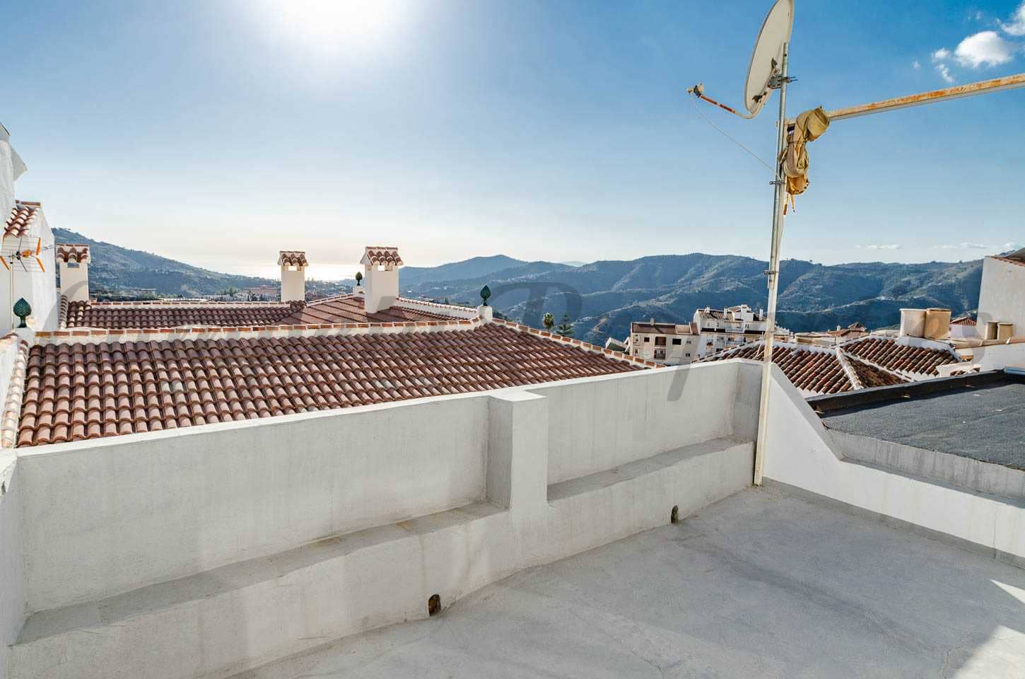 6 chambre Maison de Ville à vendre à Competa - 252 000 € (Ref: 8811838)