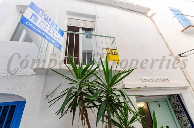 Casa de 4 habitaciones en Cómpeta en venta - 180.000 € (Ref: 8856002)