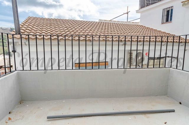 4 sypialnia Dom na sprzedaż w Cómpeta - 135 000 € (Ref: 8868552)