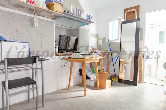 4 sypialnia Dom na sprzedaż w Cómpeta - 135 000 € (Ref: 8868552)