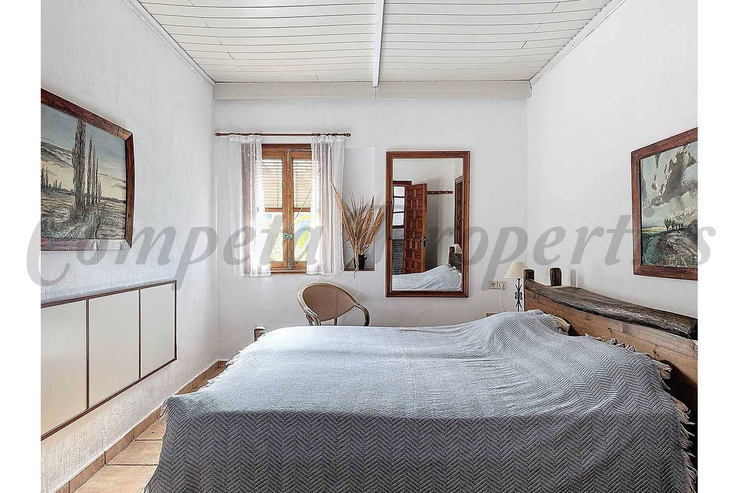 8 slaapkamer Gastenverblijf/B&B te koop in Sedella met zwembad garage - € 695.000 (Ref: 8882281)