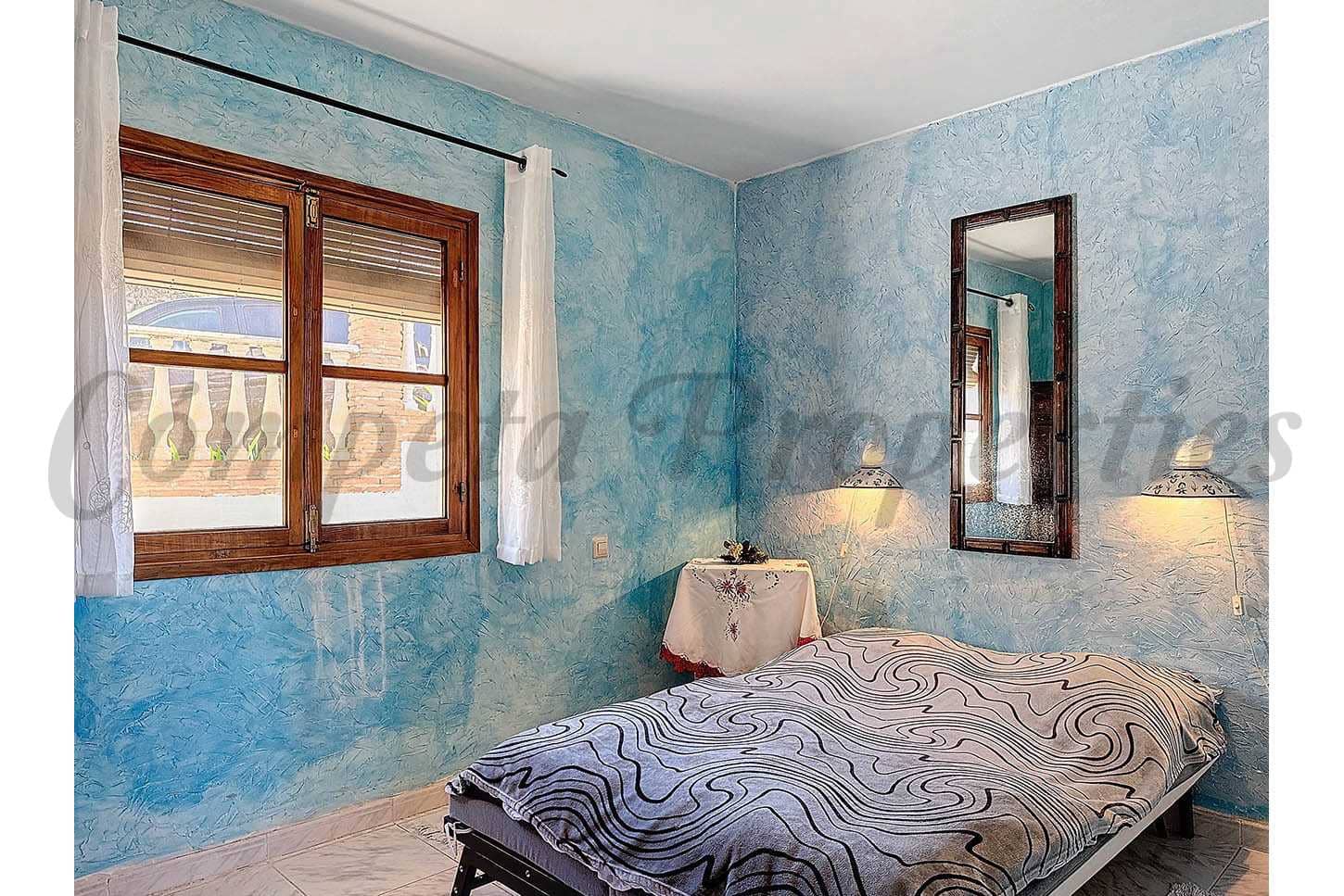 8 slaapkamer Gastenverblijf/B&B te koop in Sedella met zwembad garage - € 695.000 (Ref: 8882281)