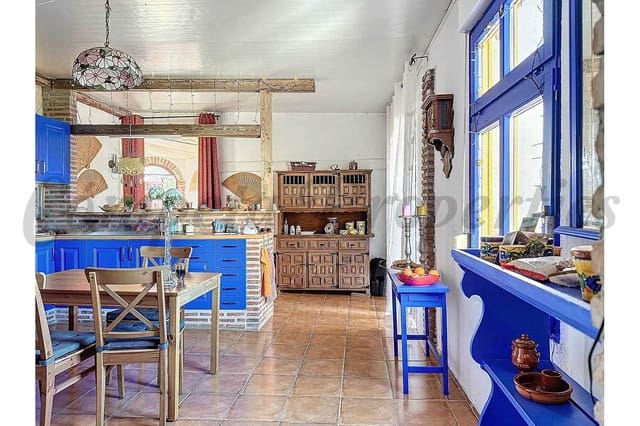 8 slaapkamer Gastenverblijf/B&B te koop in Sedella met zwembad garage - € 695.000 (Ref: 8882281)