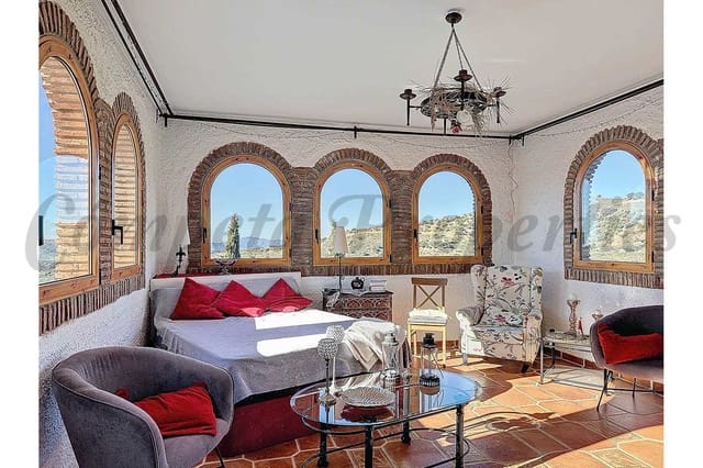 8 slaapkamer Gastenverblijf/B&B te koop in Sedella met zwembad garage - € 695.000 (Ref: 8882281)