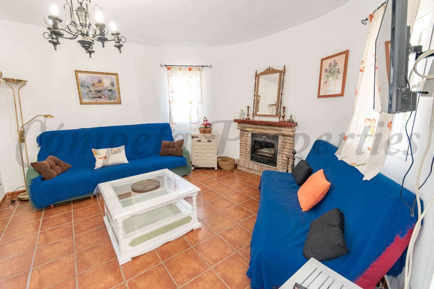 2 soveværelse Villa til leje i Torrox med swimmingpool - € 1.500 (Ref: 8885511)