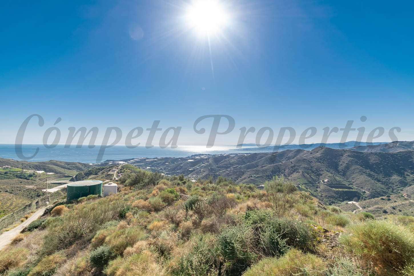 2 soveværelse Villa til leje i Torrox med swimmingpool - € 1.500 (Ref: 8885511)