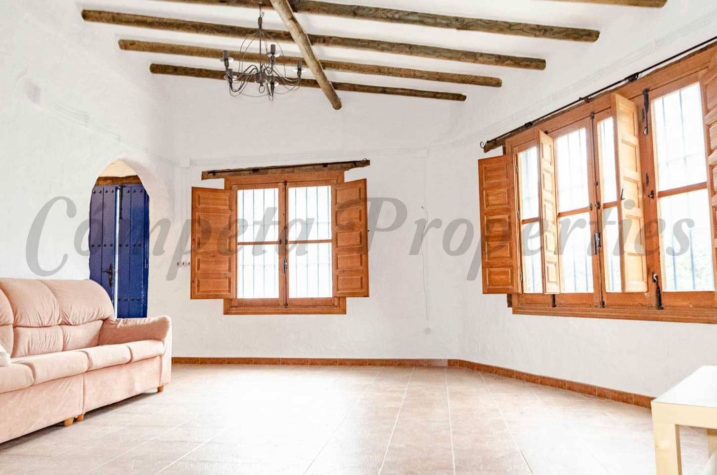 2 slaapkamer Villa te koop in Competa met zwembad - € 200.000 (Ref: 8894059)