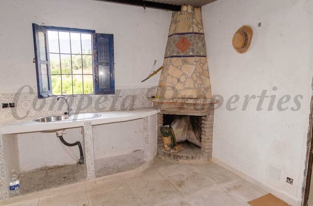 Finca/Herregård til salgs i Cómpeta - € 67 000 (Ref: 8898106)