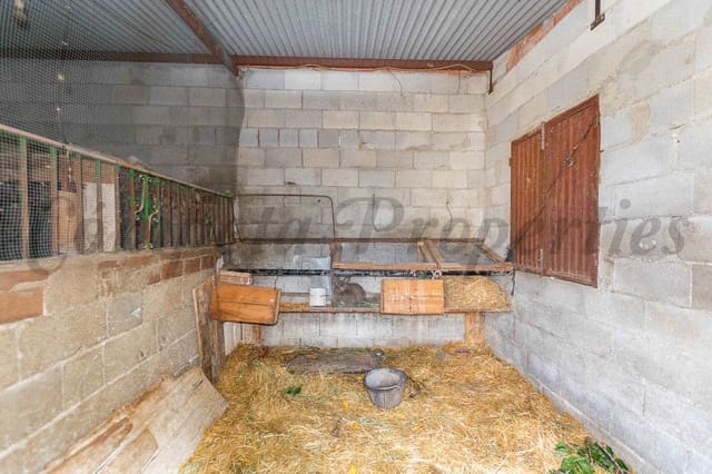 Finca/Herregård til salgs i Cómpeta - € 67 000 (Ref: 8898106)