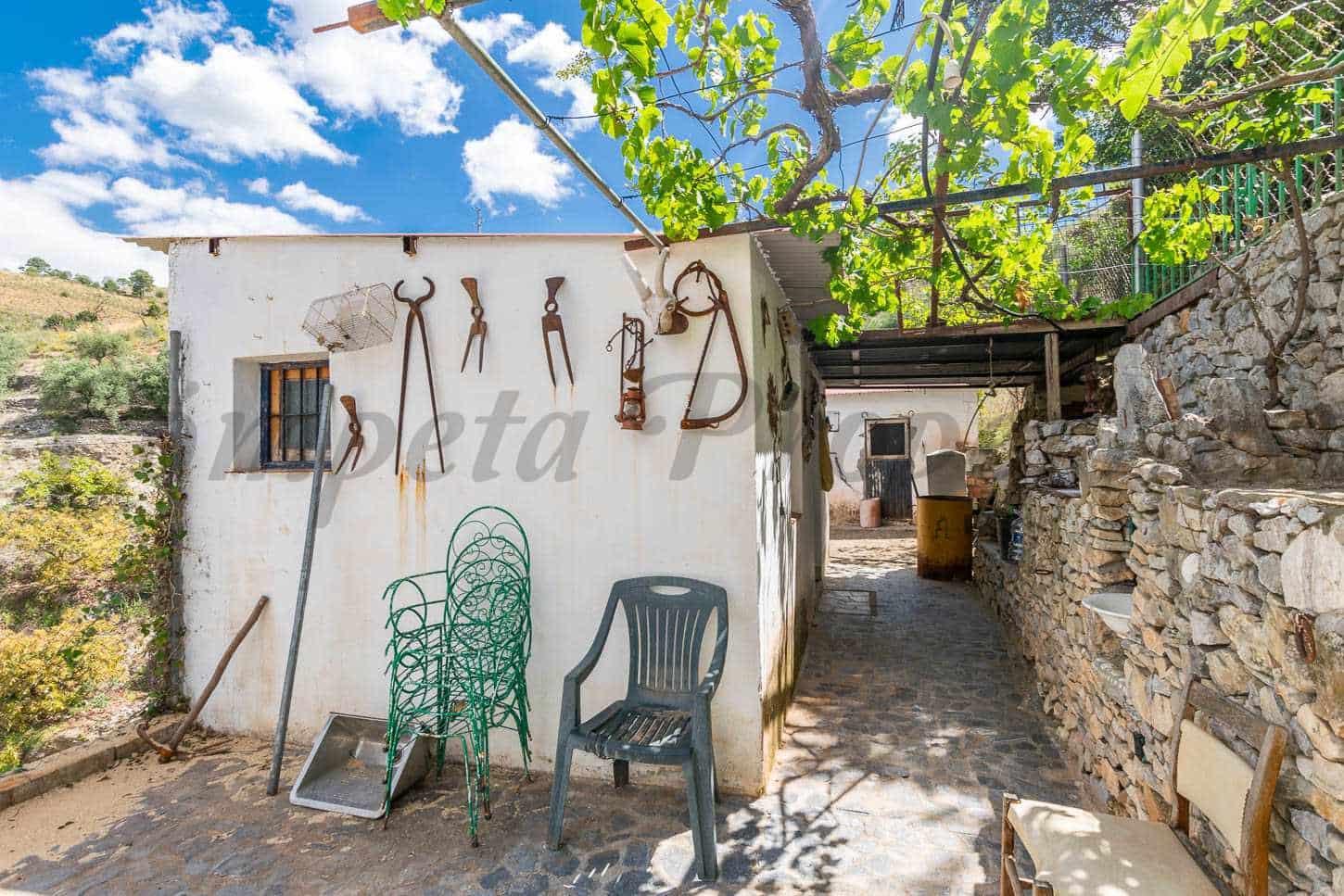 Finca/Herregård til salgs i Competa - € 67 000 (Ref: 8898106)