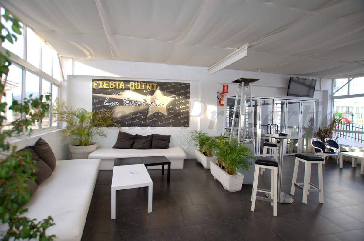 4 soveværelse Virksomhed til salg i Competa - € 550.000 (Ref: 8902721)