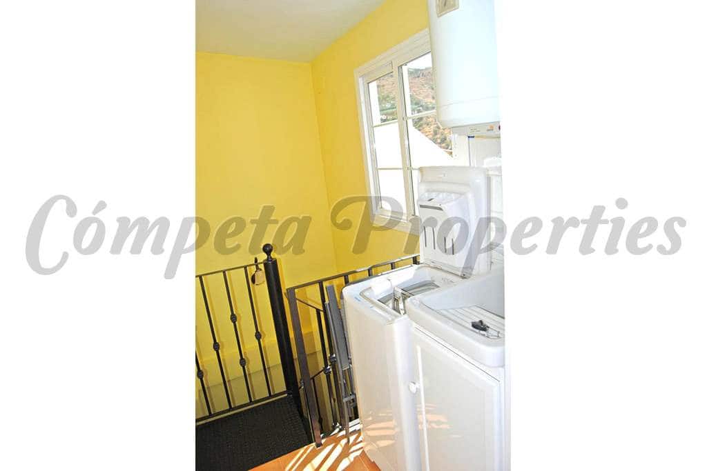 1 soveværelse Lejlighed til leje i Torrox - € 590 (Ref: 8933449)