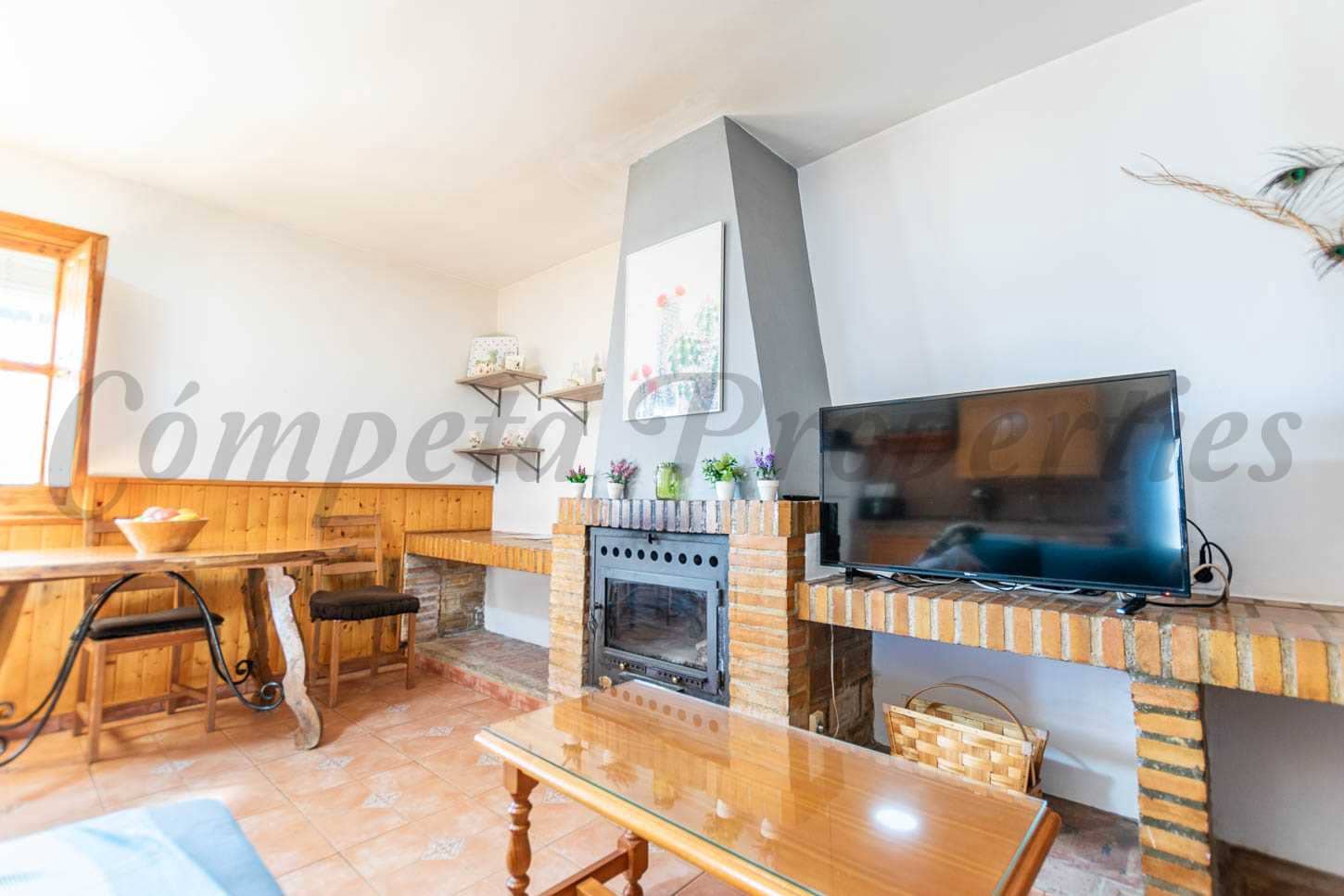 3 sovrum Finca/Hus på landet till salu i Sayalonga med pool garage - 365 000 € (Ref: 8935973)