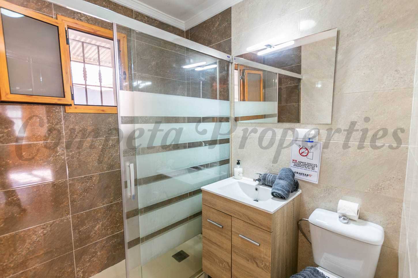 3 sovrum Finca/Hus på landet till salu i Sayalonga med pool garage - 365 000 € (Ref: 8935973)