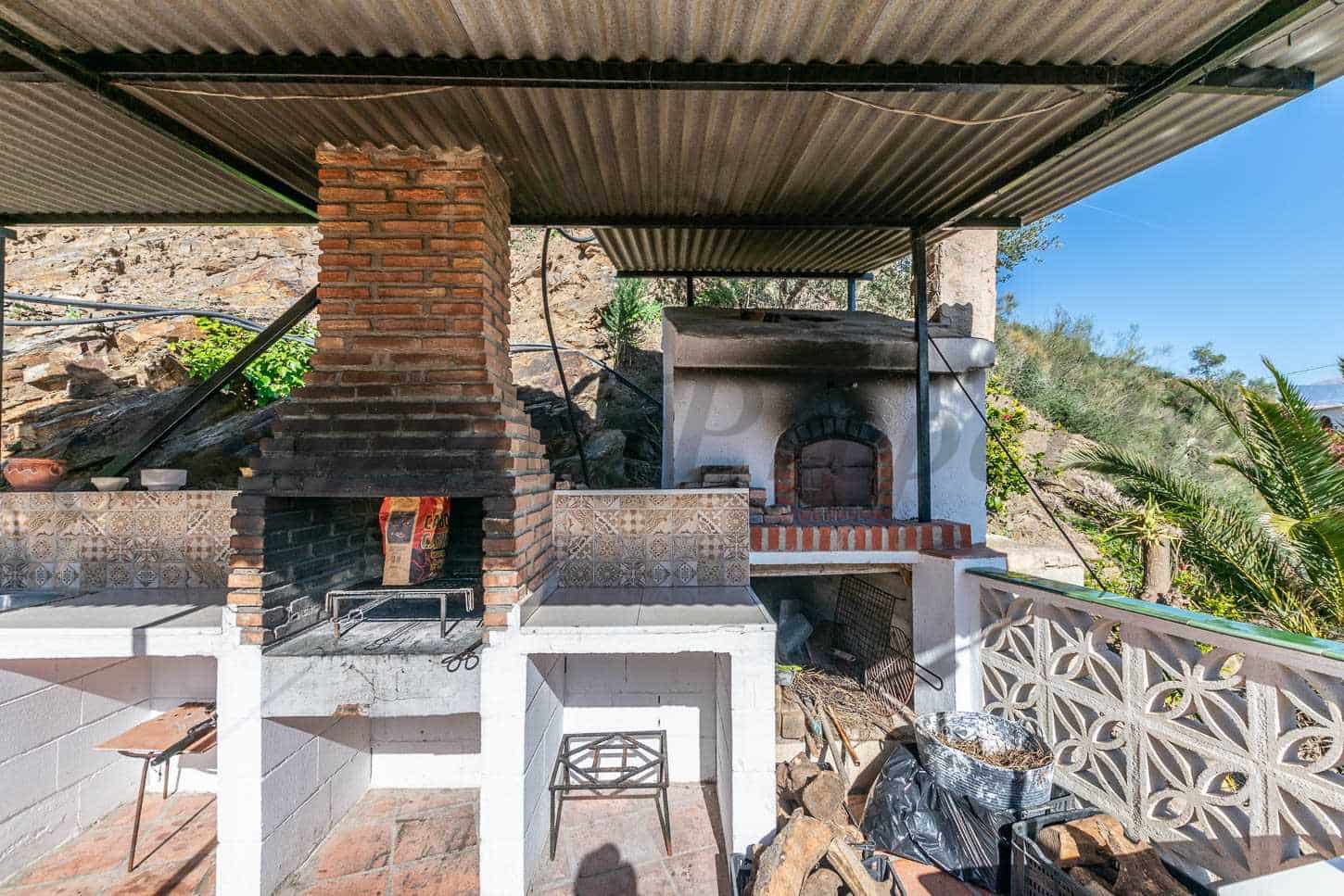 3 sovrum Finca/Hus på landet till salu i Sayalonga med pool garage - 365 000 € (Ref: 8935973)