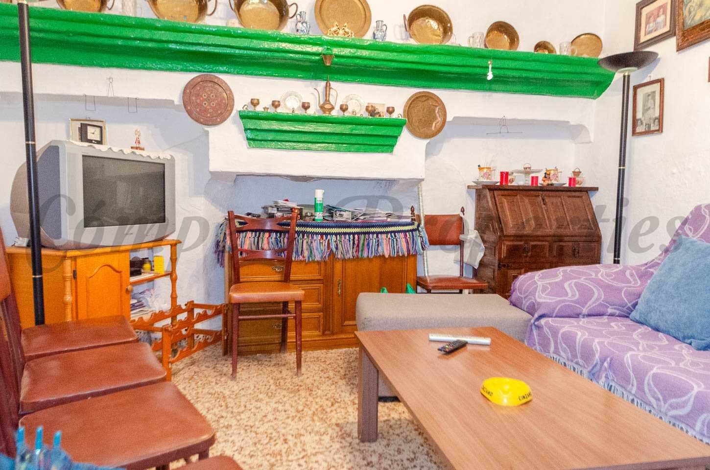 4 soveværelse Byhus til salg i Comares - € 127.500 (Ref: 8937655)