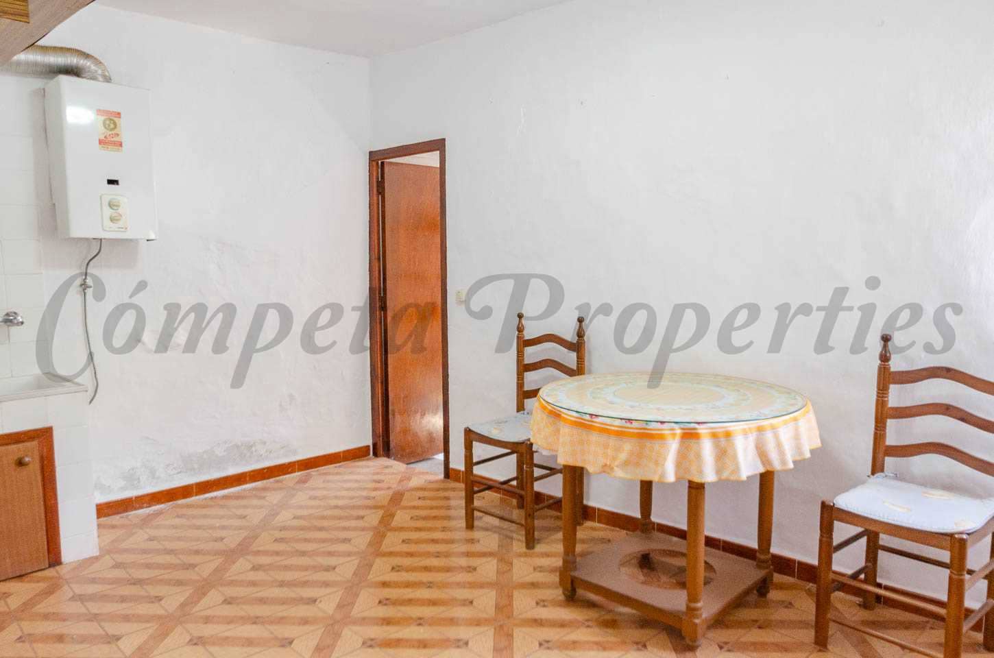 4 soveværelse Byhus til salg i Archez - € 137.000 (Ref: 8937830)