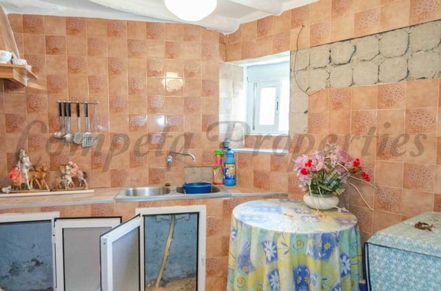 4 soveværelse Byhus til salg i Archez - € 137.000 (Ref: 8937830)