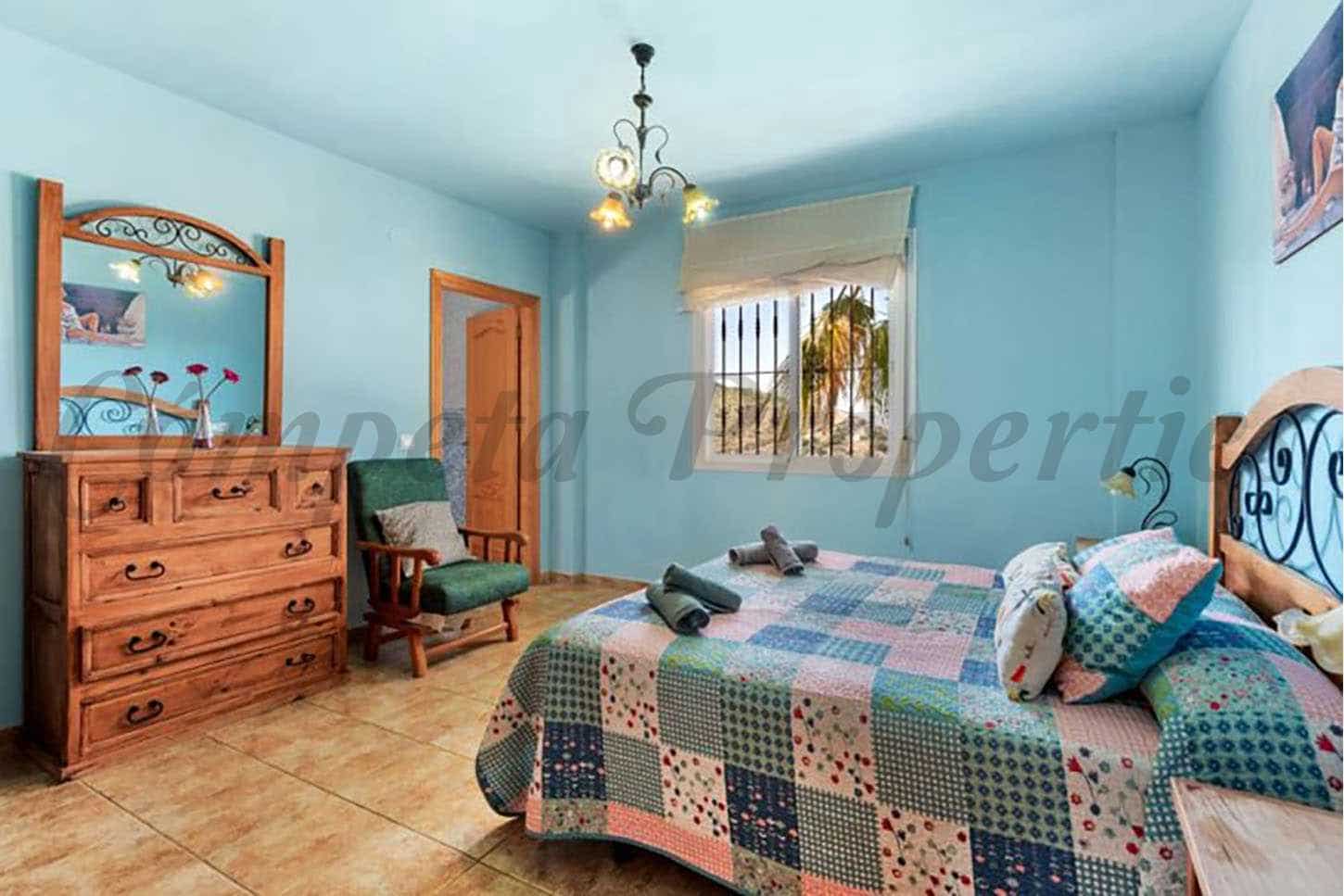 4 sypialnia Finka/Dom wiejski do wynajęcia w Torrox z basenem - 1 600 € (Ref: 8944812)