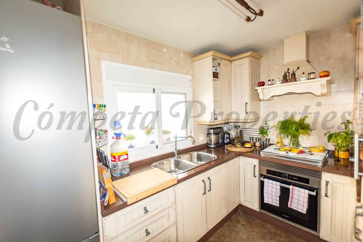 3 sypialnia Dom na sprzedaż w Nerja - 345 000 € (Ref: 8950957)