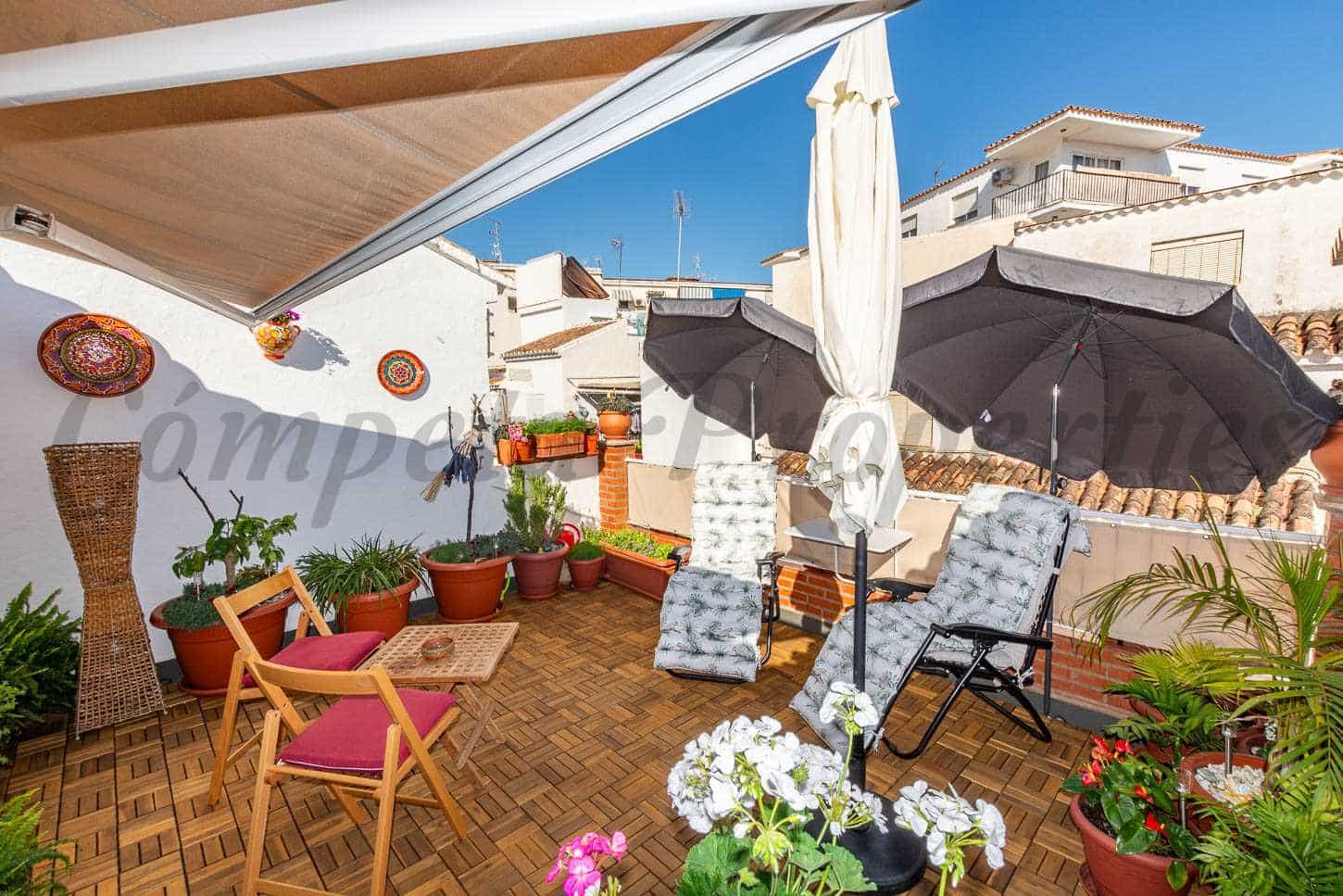 3 sypialnia Dom na sprzedaż w Nerja - 345 000 € (Ref: 8950957)