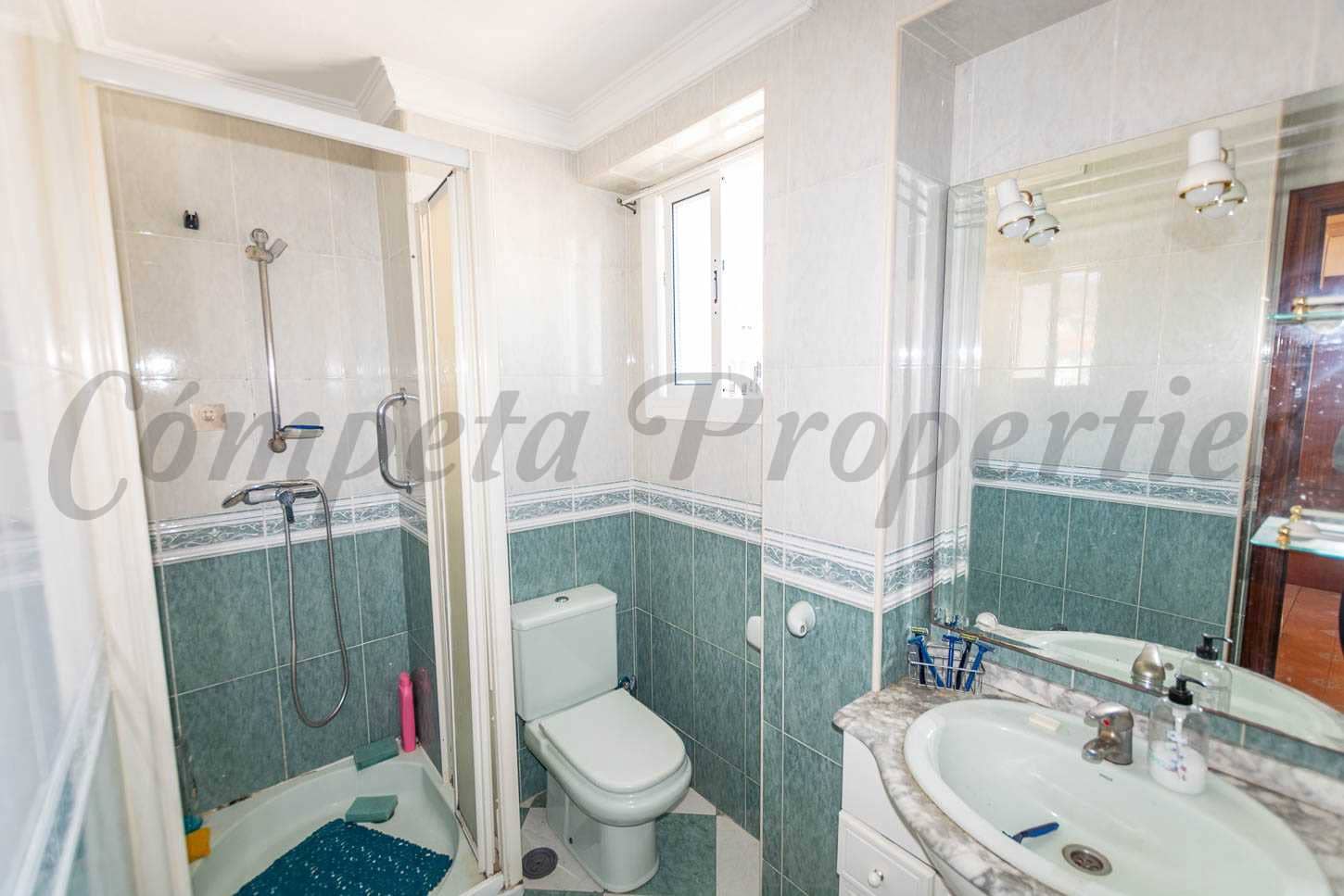 Apartamento de 3 habitaciones en Nerja en venta - 260.000 € (Ref: 8950958)