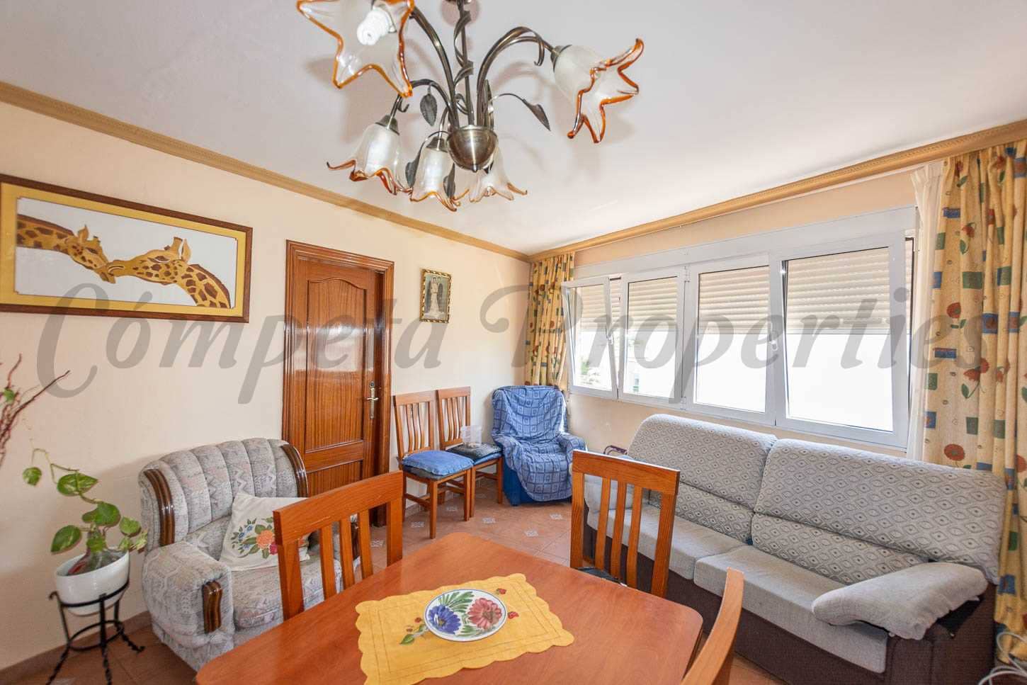 Apartamento de 3 habitaciones en Nerja en venta - 260.000 € (Ref: 8950958)